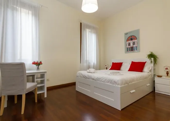 Yourbanflat Santa Giustina Apt - Solo Affitti Brevi